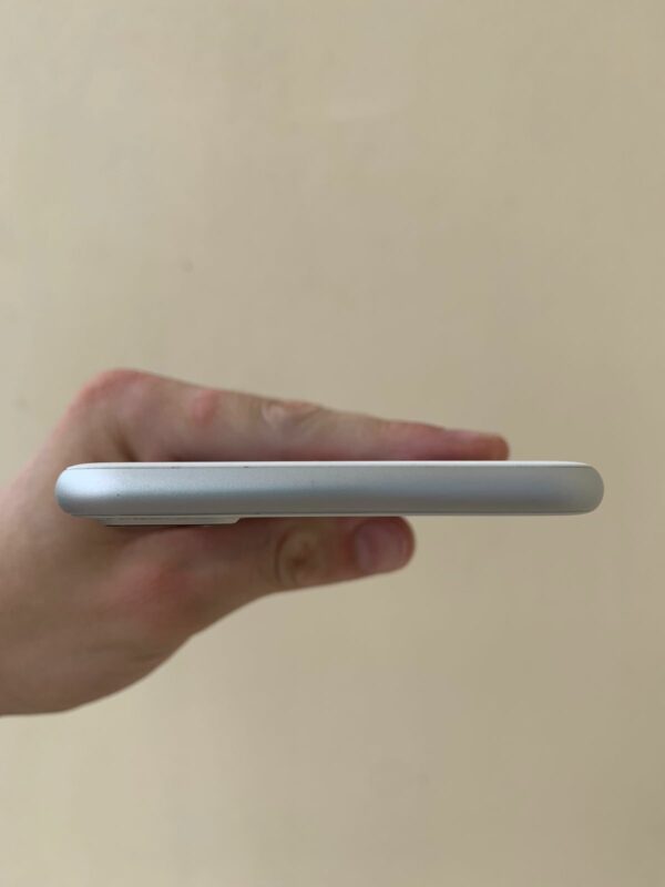 iPhone 8 Plus - Image 23