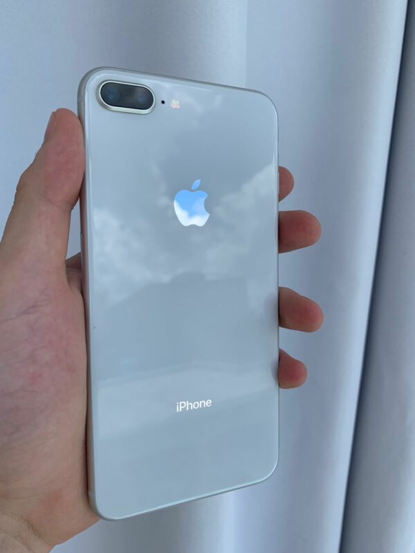 iPhone 8 Plus - Image 18