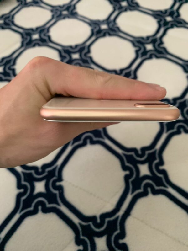 iPhone 8 Plus - Image 7