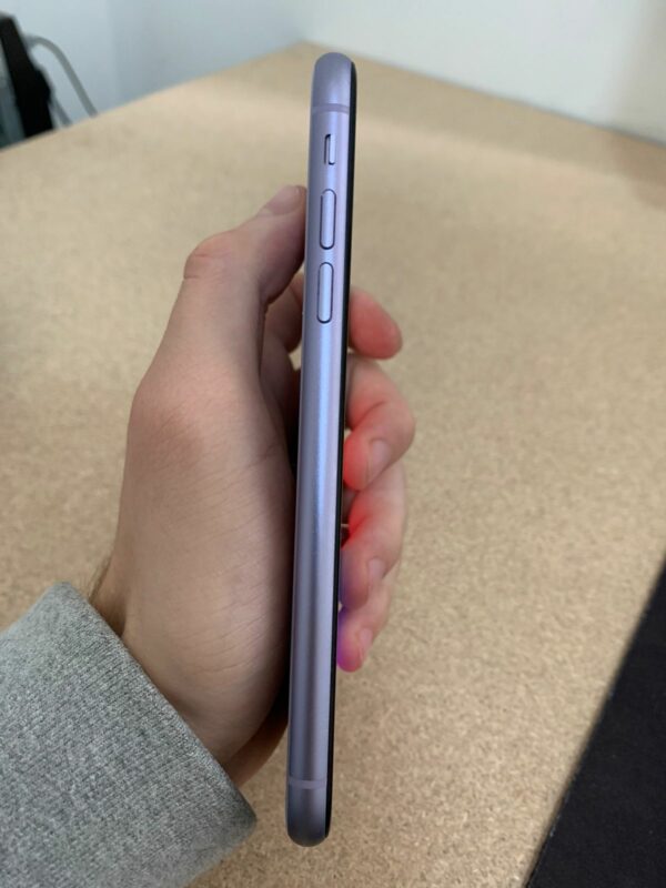 iPhone 11 128gb - Image 9