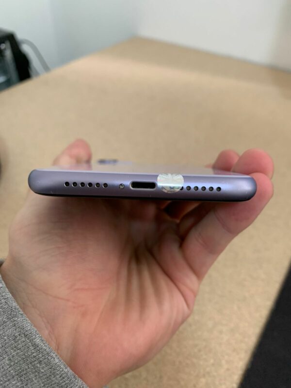 iPhone 11 128gb - Image 11
